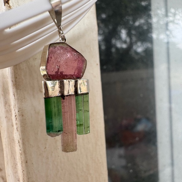 Label - Picture 14 of 16